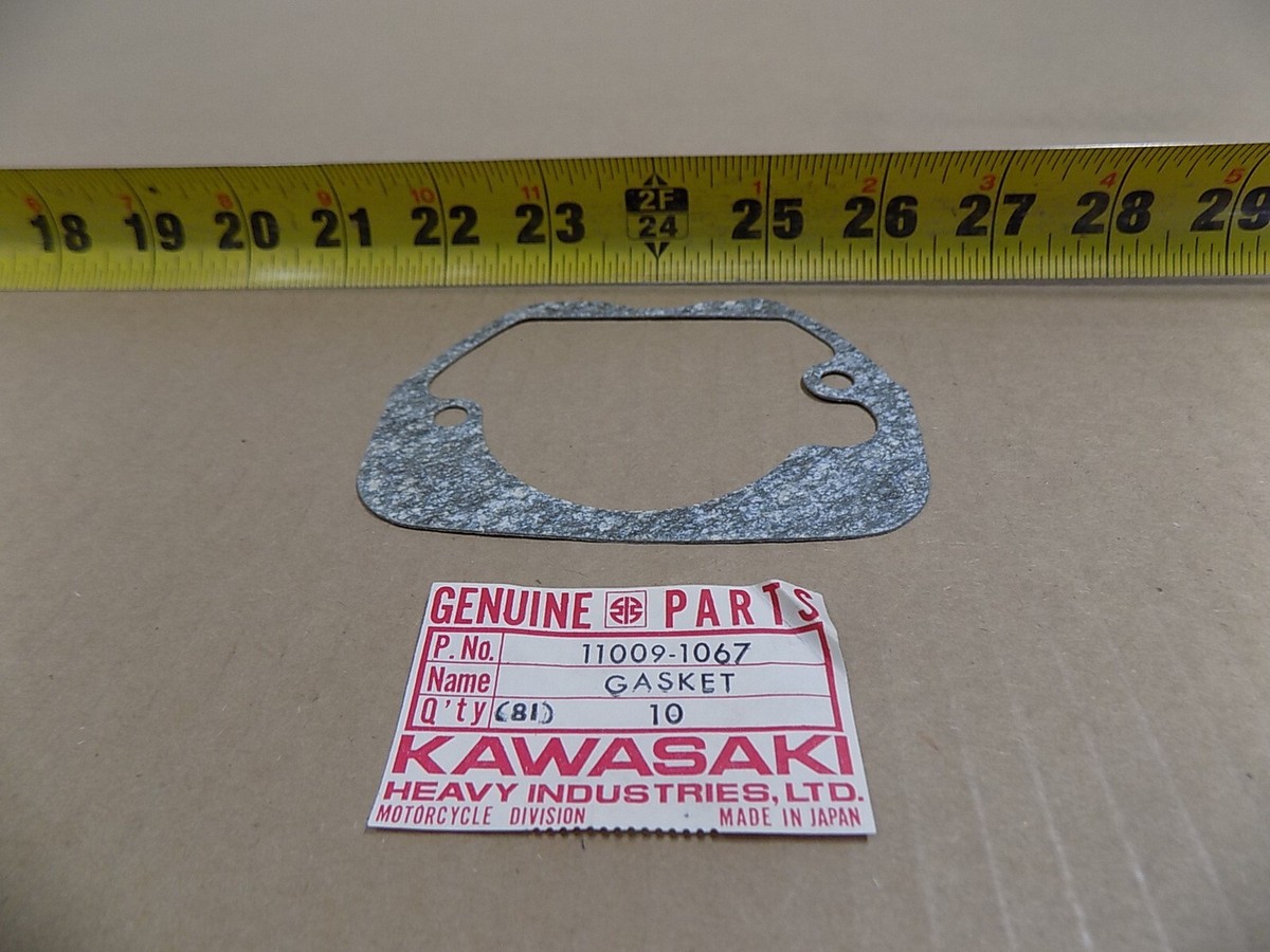 NEW OEM NOS KAWASAKI BREAKER COVER GASKET / 11009-1067 / KZ305
