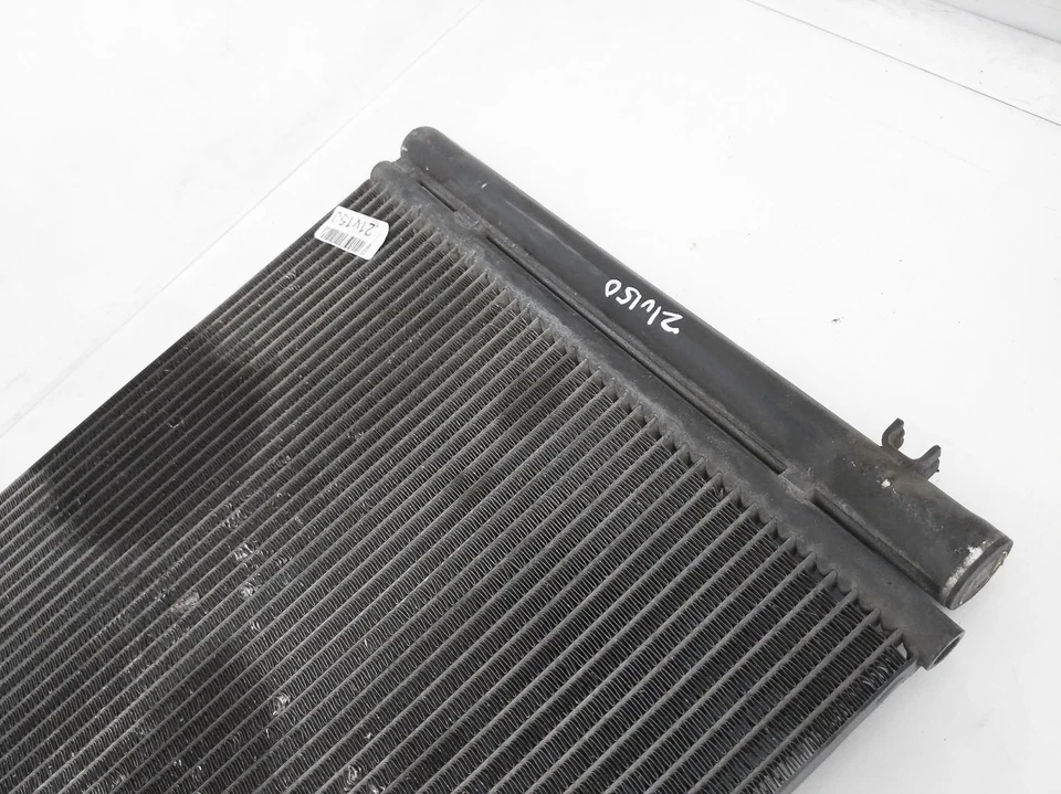 2006 Bmw 330I Ac A/C Air Conditioning Condenser 64-53-9-229-022 64-53-6-930-040 - Image 2 of 4