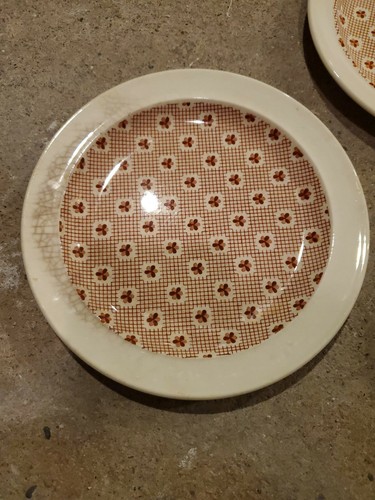 4 Bread Plates Tapestry Ivory/dark red by J & G MEAKIN 7"- 4 Total Rare Find! - Picture 3 of 5