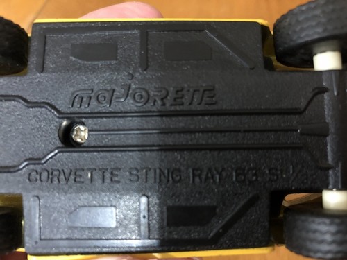 MAJORETTE YELLOW 1963 CORVETTE STING RAY 63 S 1:32 DIECAST OPENING DOORS - Picture 8 of 8