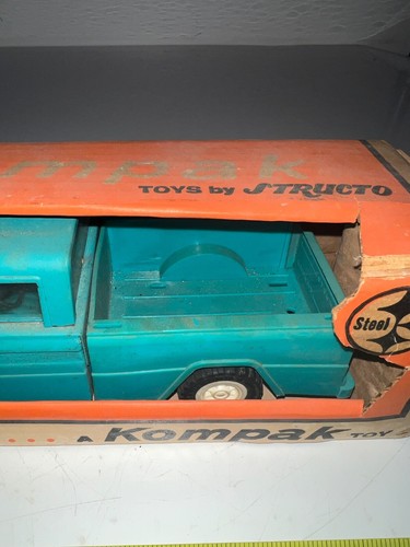 VINTAGE KOMPAK TOYS BY STRUCTO NO 101 PICKUP TRUCK WITH ORIGINAL BOX - Picture 4 of 7