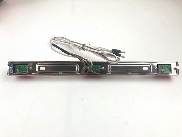 Karavan 205-00176-NA Waterproof LED Identification 3-Light Bar