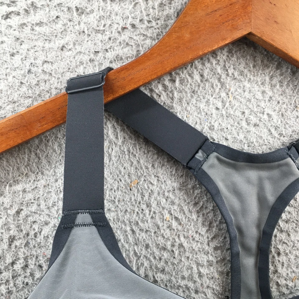 Sutiã esportivo Brooks Dare Racerback Run feminino 38DD cinza gancho e elástico acolchoado para os olhos - Imagem 4 de 4