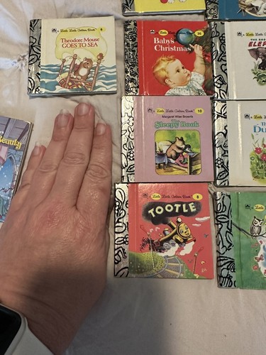 Ein kleines goldenes Buch gemischtes Set Disney Hund Welpe Feuerwehrauto und mehr - Bild 6 von 6