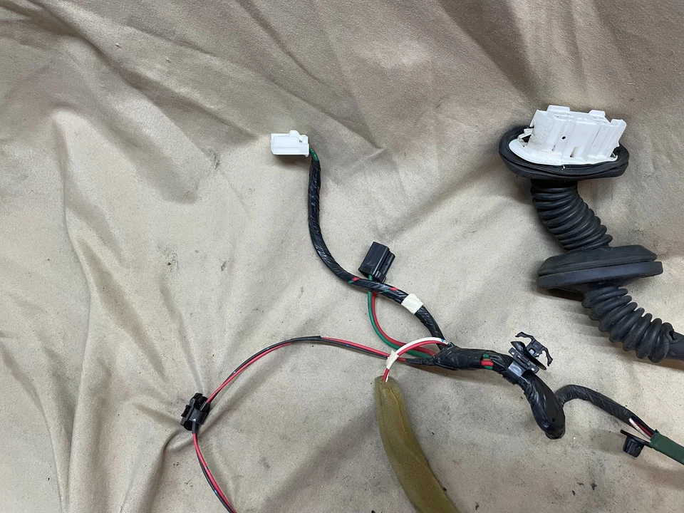 Toyota RAV4 2008 arnés de puerta trasera cables cable lado izquierdo del conductor OEM Foto 4 de 4