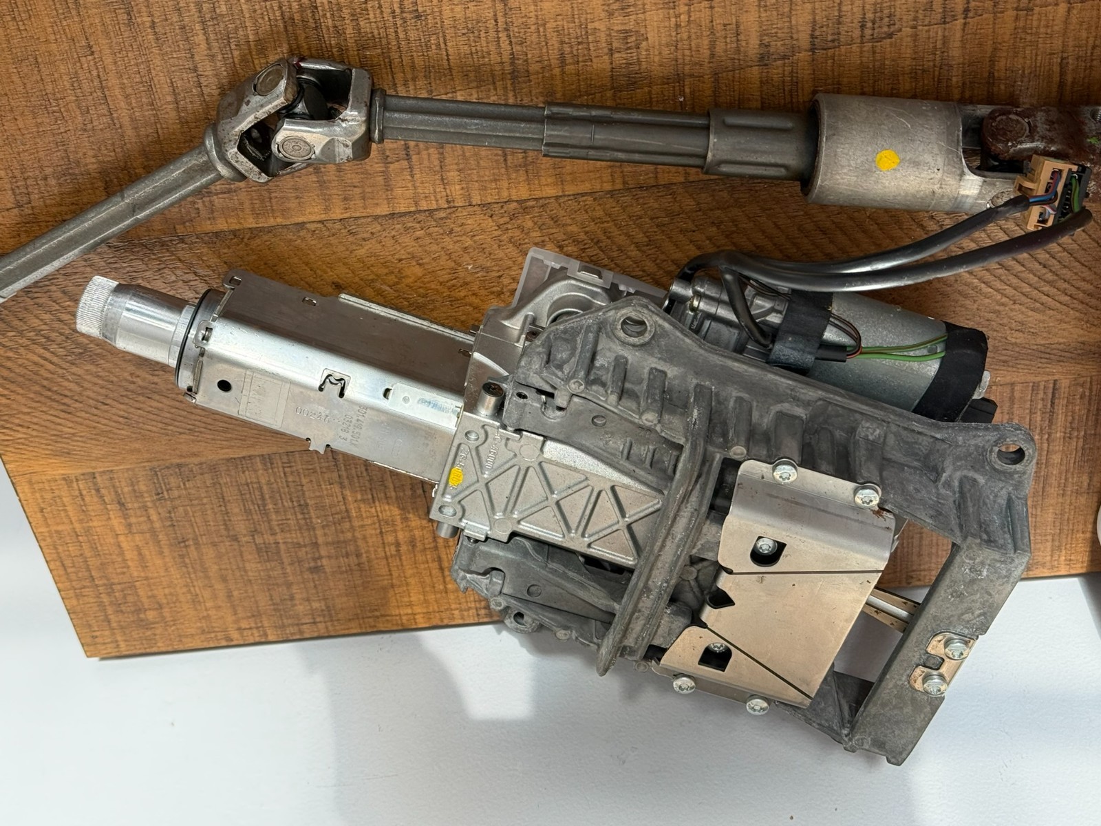 04 -06 Phaeton W12 Audi A8 Touareg Bentley Steering Column Assembly 4E0905852C