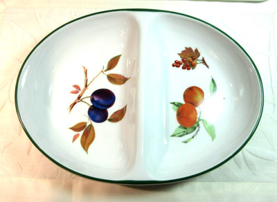 Royal Worcester EVESHAM VALE *1 Oval Divided Vegetable Bowl*  11 1/2''  England