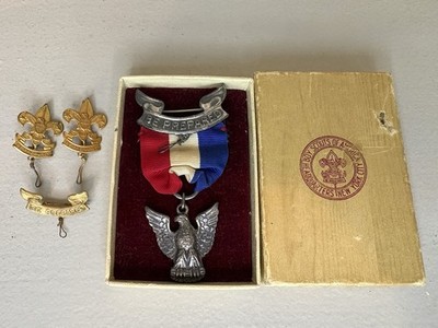 VTG 1930s-40s Eagle Scout Rank Award Medal w/ Box Boy Scouts BSA Pin Lot