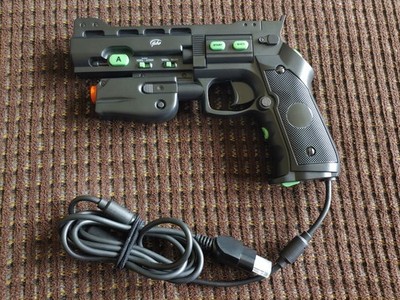 Original XBOX Yobo Boss Battle Light Gun Corded with Breakaway Cable WORKING