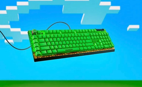 PSL Minecraft x Razer gaming keyboard, headphones, mouse and mousepad set - Picture 2 of 22