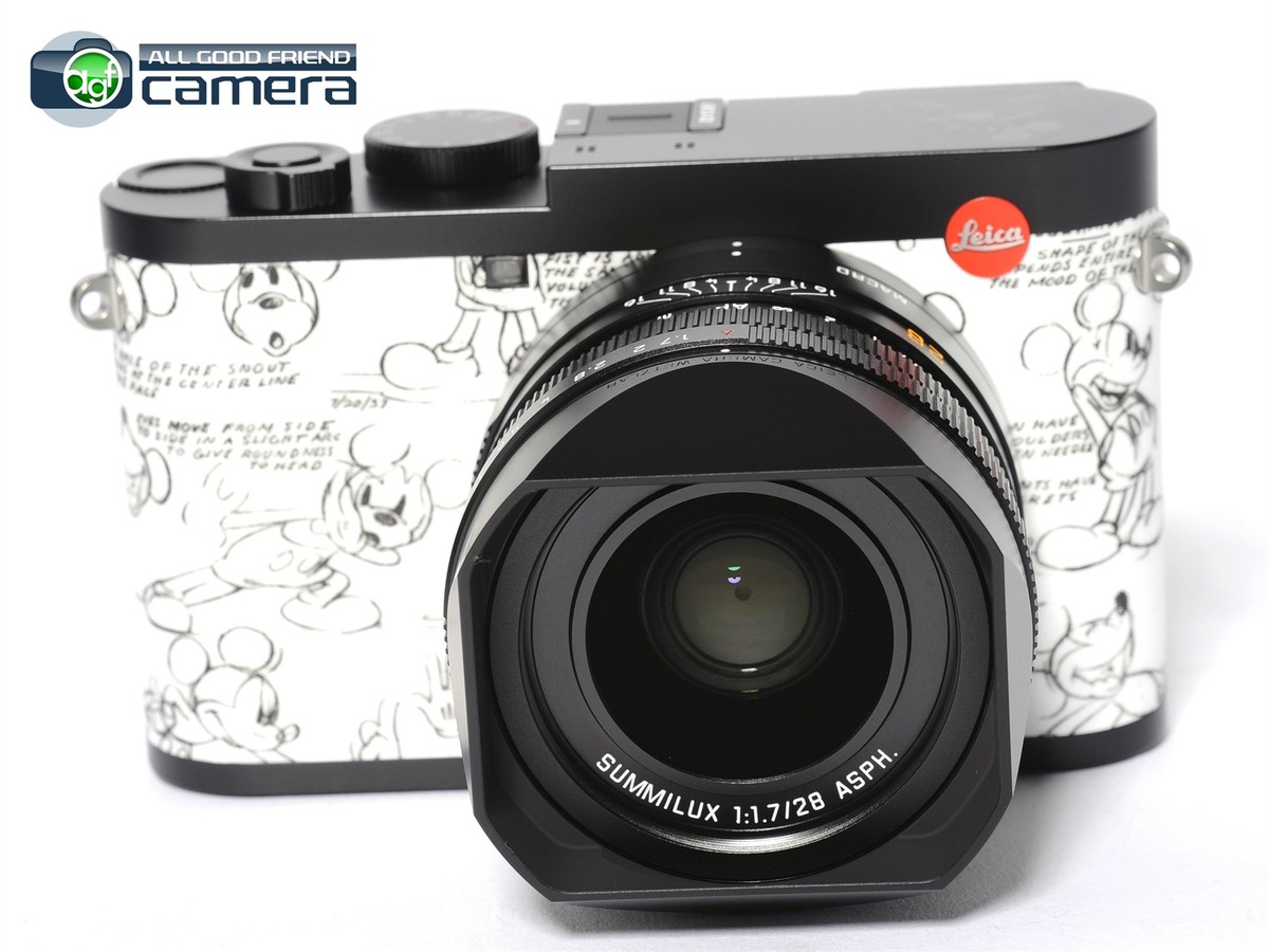 Leica Q2 Disney '100 Years of Wonder' Limited Edition Camera Leica Q2 Disney '100 Years of Wonder' Limited Edition Camera