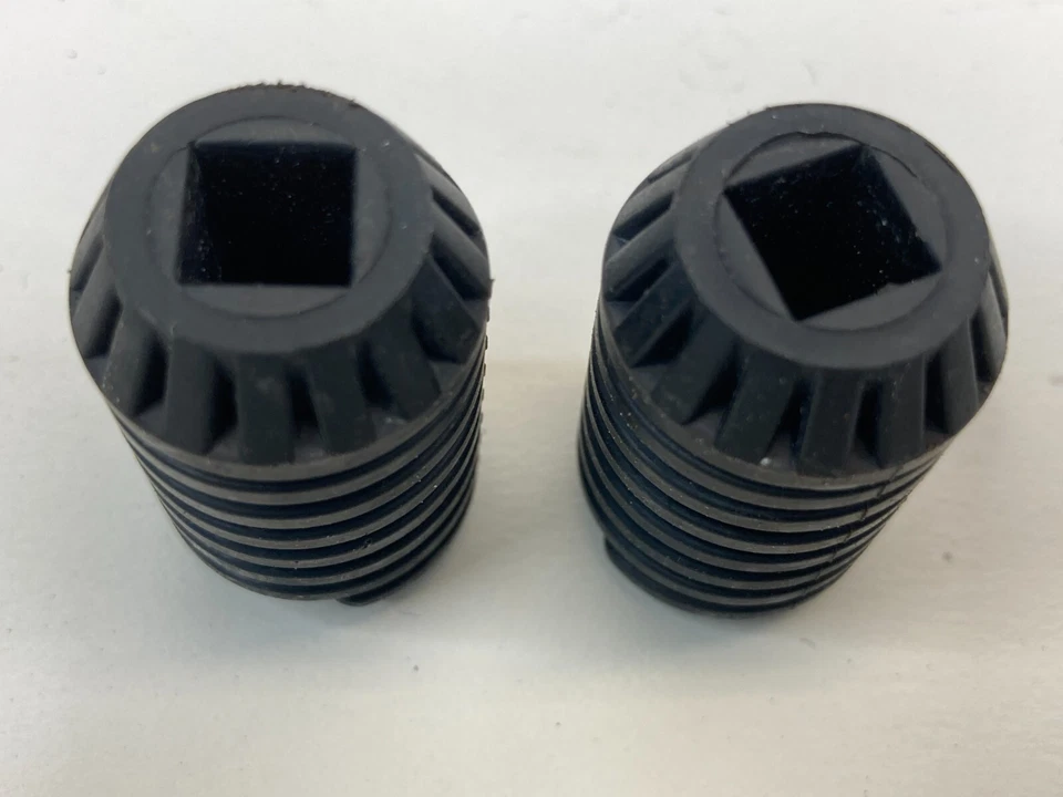 1996-2009 Mercedes-Benz E320 Sedan Front Hood Bumper Adjustment Rubber Cushion Foto 4 de 4