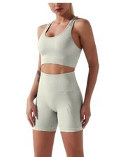 Workout Set Size medium Womens New Seamless Green Sports Bra High Rise Shorts