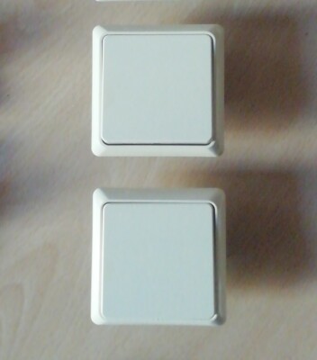 1 ELSO (Schneider)  WIPPE Perlweis (creme matt)  und 1 FACH RAHMEN   
