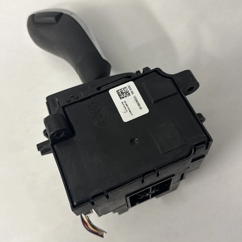 2015-2020 BMW 430i F36 GRAN COUPE TRANSMISSION GEAR SHIFTER SELECTOR LEVER OEM - Image 3 of 4