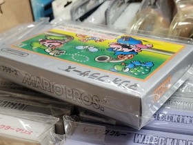 Nintendo Famicom Cassette-Shaped Case "Mario Bros" (2004) Brand New Japan Import