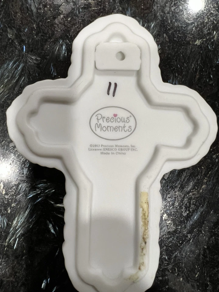 Precious Moments Wall Cross “Sharing A Gift of Love” 2003 Enesco Girl Pink Roses - Image 2 of 4