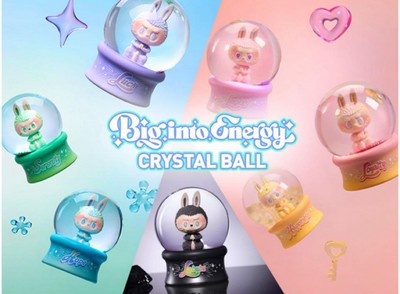 THE MONSTERS BIG INTO ENERGY SERIES CRYSTAL BALL BOX