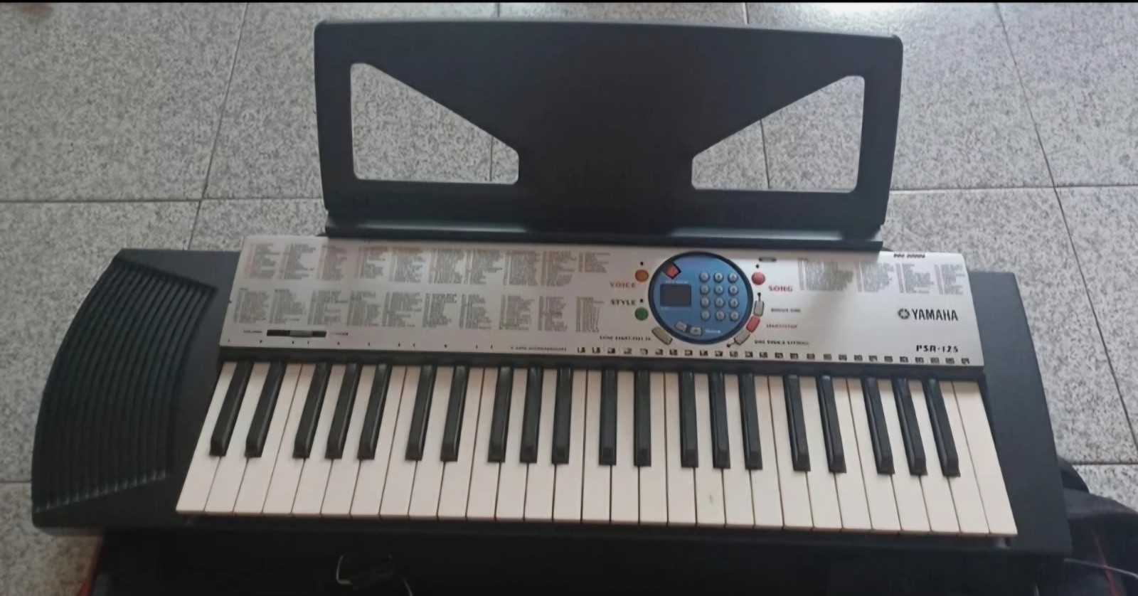 Pianola Yamaha portatile foto 2