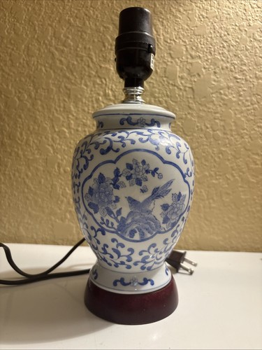 BLUE & WHITE CHINA Birds  Mandarin GINGER LAMP PORCELAIN Tested No Shade 7.5”