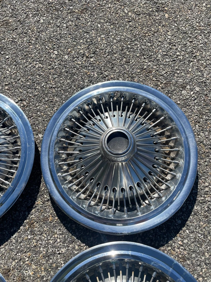 Tapacubos originales Chrysler Cordoba 1975 a 1979 15 pulgadas radios de alambre cubiertas de rueda Foto 4 de 4