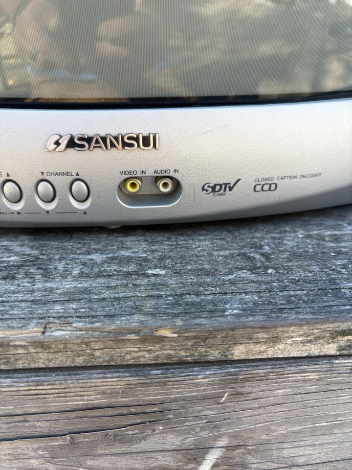 Sansui DTV1300A 13" Retro Gaming CRT Television Silver Black Working No Remote - Image 2 of 4