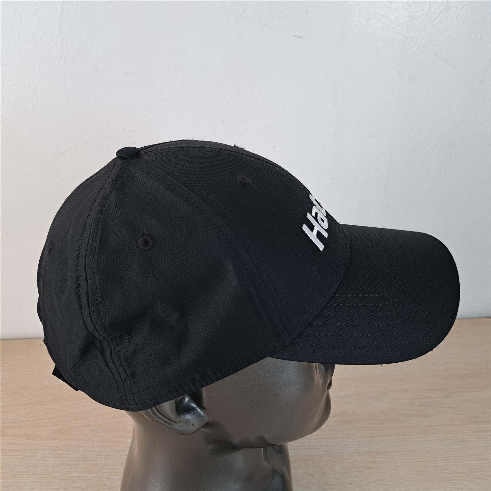 HATARI ADJUSTABLE STRAPBACK BASEBALL HAT/CAP, BLA… - image 4