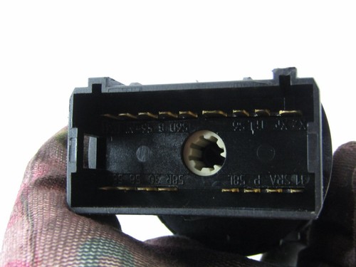 VW Polo MK5 6R 6C 2010 HEADLIGHT SWITCH Licht Scheinwerfer schalter - Picture 3 of 3