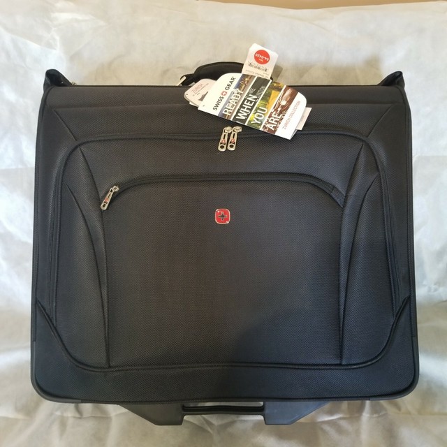 swissgear zurich spinner wheeled garment bag black