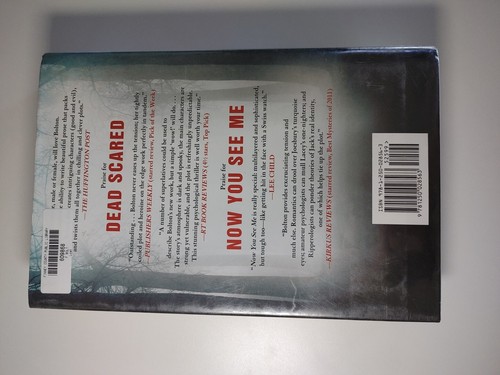 Lacey Flint Novels Ser.: Lost by Sharon Bolton (2013, Hardcover) 1st Edition EUC - Picture 3 of 5