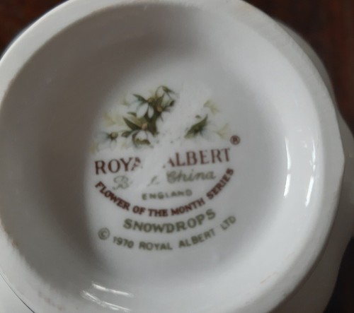 Tazza da tè The in porcellana Royal Albert con mese tazzina inglese FEBBRAIO - Foto 4 di 4