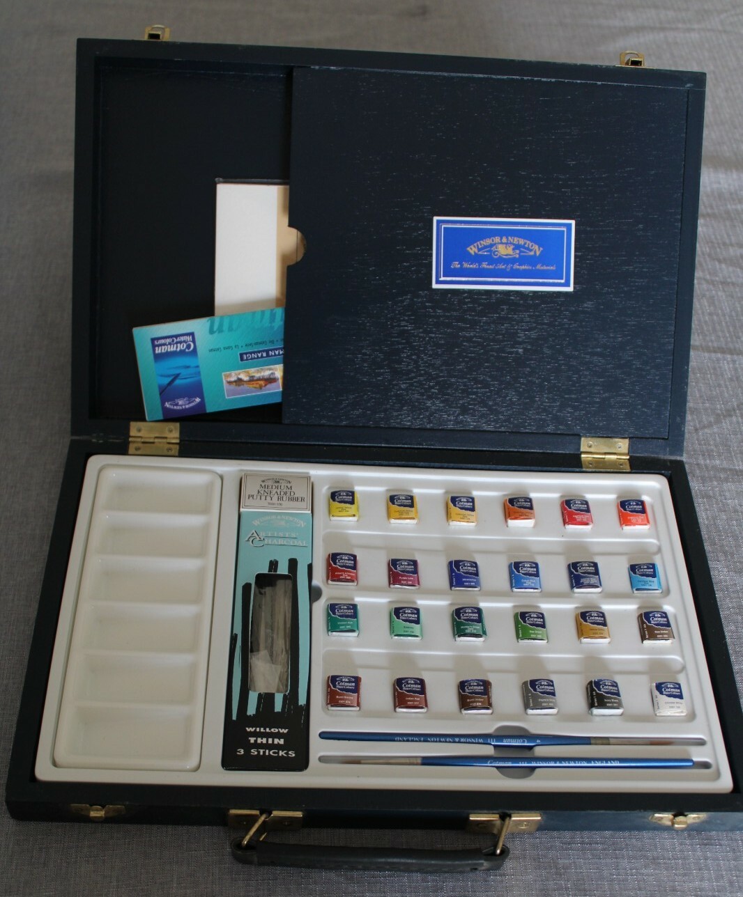 Mallette aquarelle Winsor & Newton 1997 aux pigments extra-fins durables