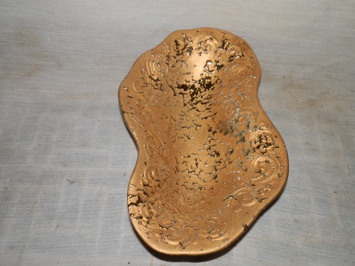 Vintage, 1950's, Weeping Bright 22K Gold, Nut Dish - Picture 4 of 5