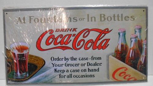 PLACA/PLAQUE/PLATE METAL DECORACION " AT FOUNTAINS OR IN BOTTLE COCA-COLA " 30cm - Foto 2 di 2