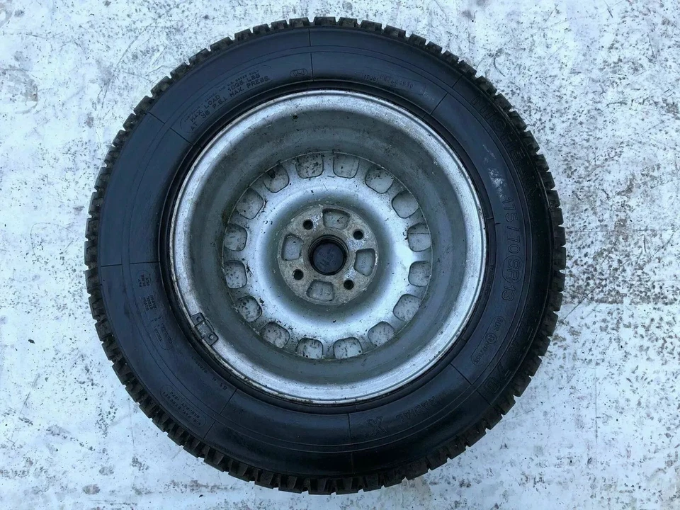 Llanta de aluminio 5x13H2 ET45 Original VW Jetta Golf Scirocco I Mk1 - Imagen 4 de 4