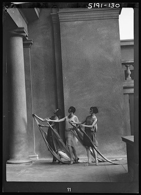Photo:Berkeley California University of California Dancers 1927 Dance Pose