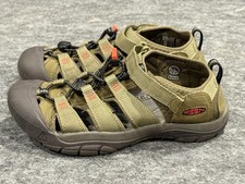 Keen Big Kids' Newport H2 Waterproof Sandals Size 4 Performance Active