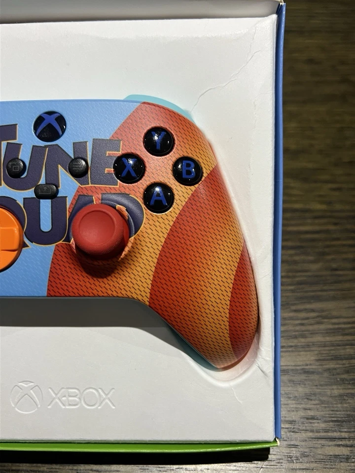 Xbox Series X Spacejam Limited Edition Controller - Excellent Condition - RARE - Image 3 of 4