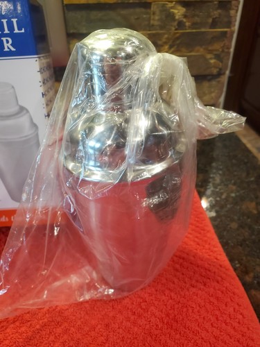 HIC Cocktail Shaker Stainless Steel Mirror Finish 18ounces NIB - Picture 2 of 3