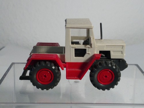 Wiking MB Trac 700 Traktor 1:87 in Grau