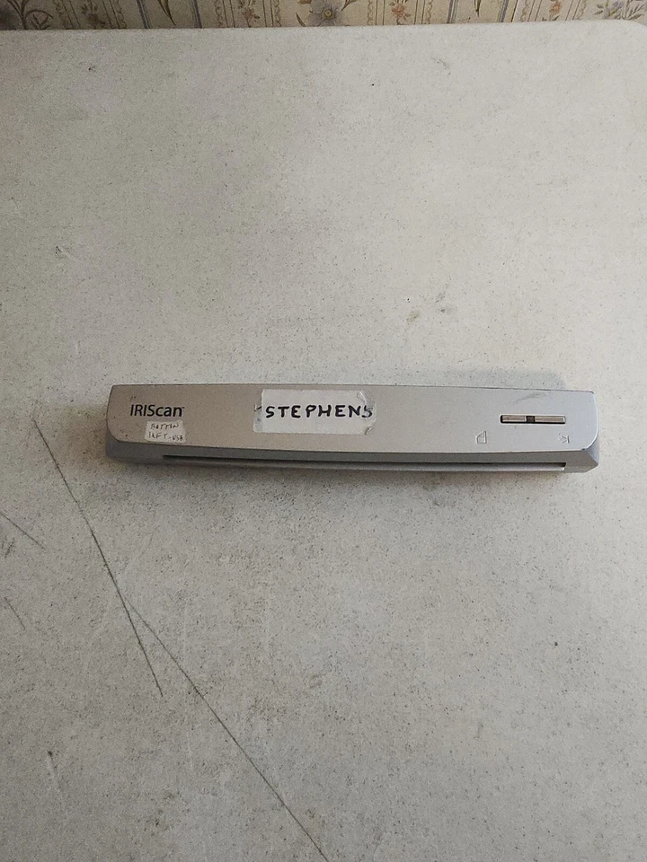IRIScan Express 2-Scan Documents Photos Business Cards Portable Usb Scanner - Image 2 of 4