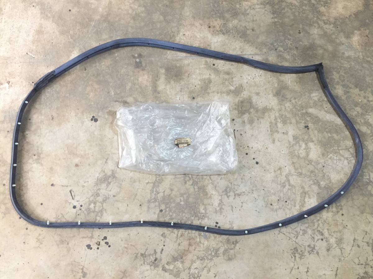 Weatherstrip Front Door LH Toyota Starlet EP80 EP82 EP85 NP80