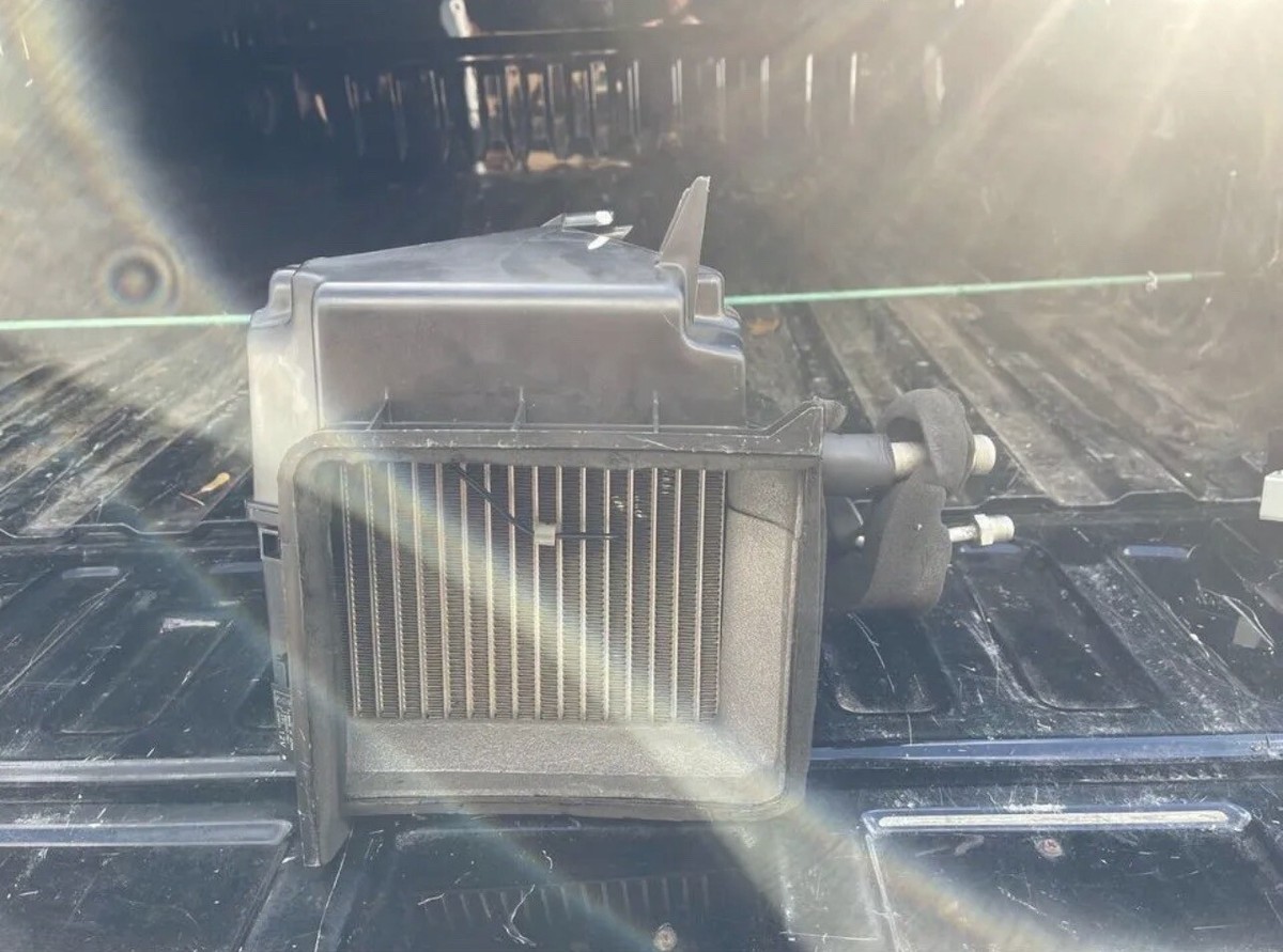 Nissan A/C Evaporator Core - Under Dash AC EVAP & Housing 300ZX