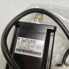 Yaskawa SGMAH-04A1A21D Servo Motor 1PC New Expedited Shipping SGMAH04A1A21D