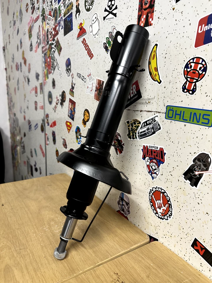 Front Strut Assembly For VW Beetle 98-10 LH/RH Foto 2 de 4