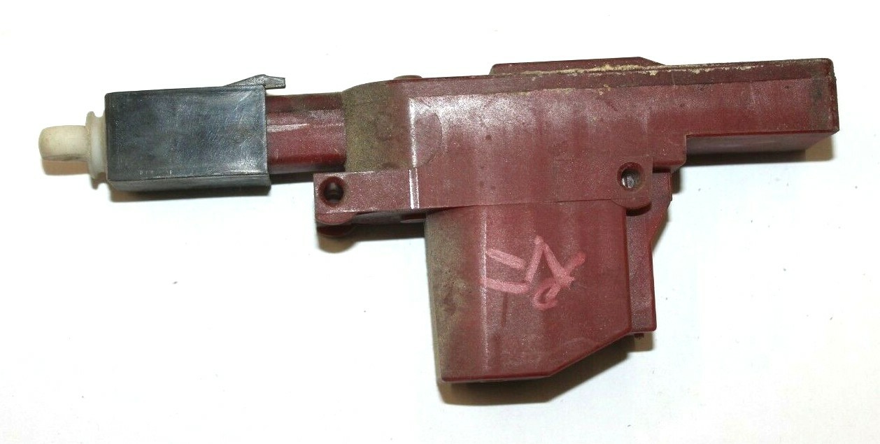 BMW OEM E23 E24 E30 PASSENGER RIGHT FRONT CENTRAL DOOR LOCK ACTUATOR