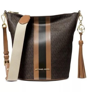 michael kors brooke bucket bag
