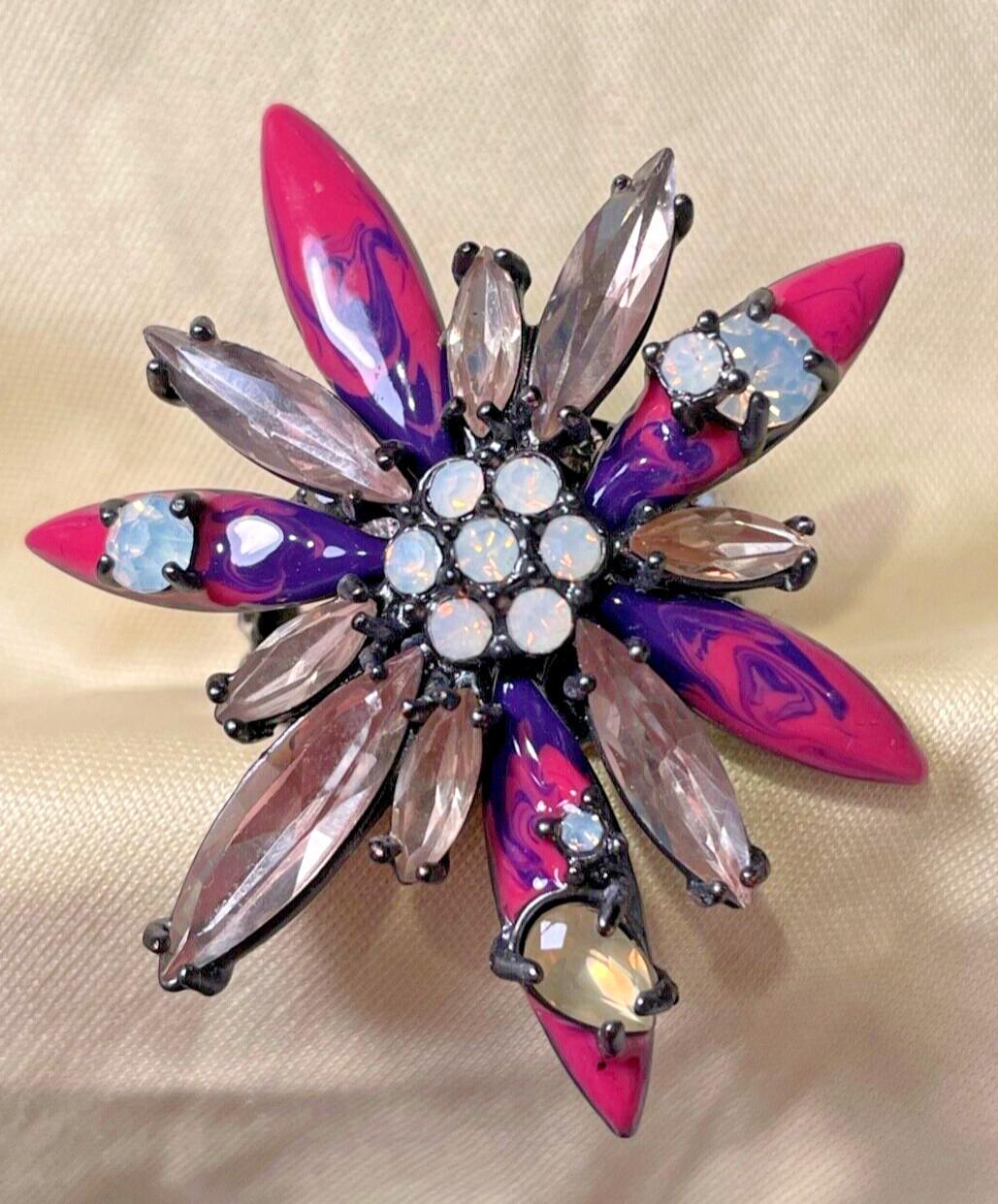 Erickson Beamon Rocks Statement Flower Ring Size 7 - image 1