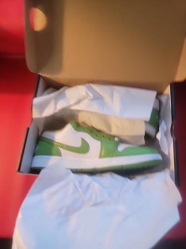Nike Air Jordan 1 Low SE Shoes Chlorophyll Green White Men's US Size 9.5 UK 8.5 - Picture 9 of 10