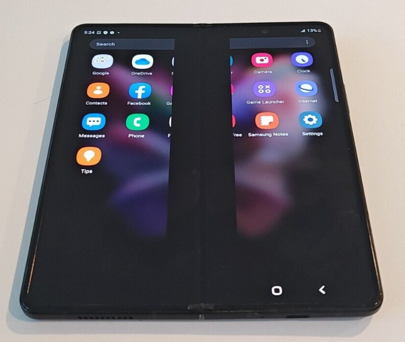 Samsung Galaxy Z Fold3 5G -256GB - Black (Unlocked) SM-F926U1 READ